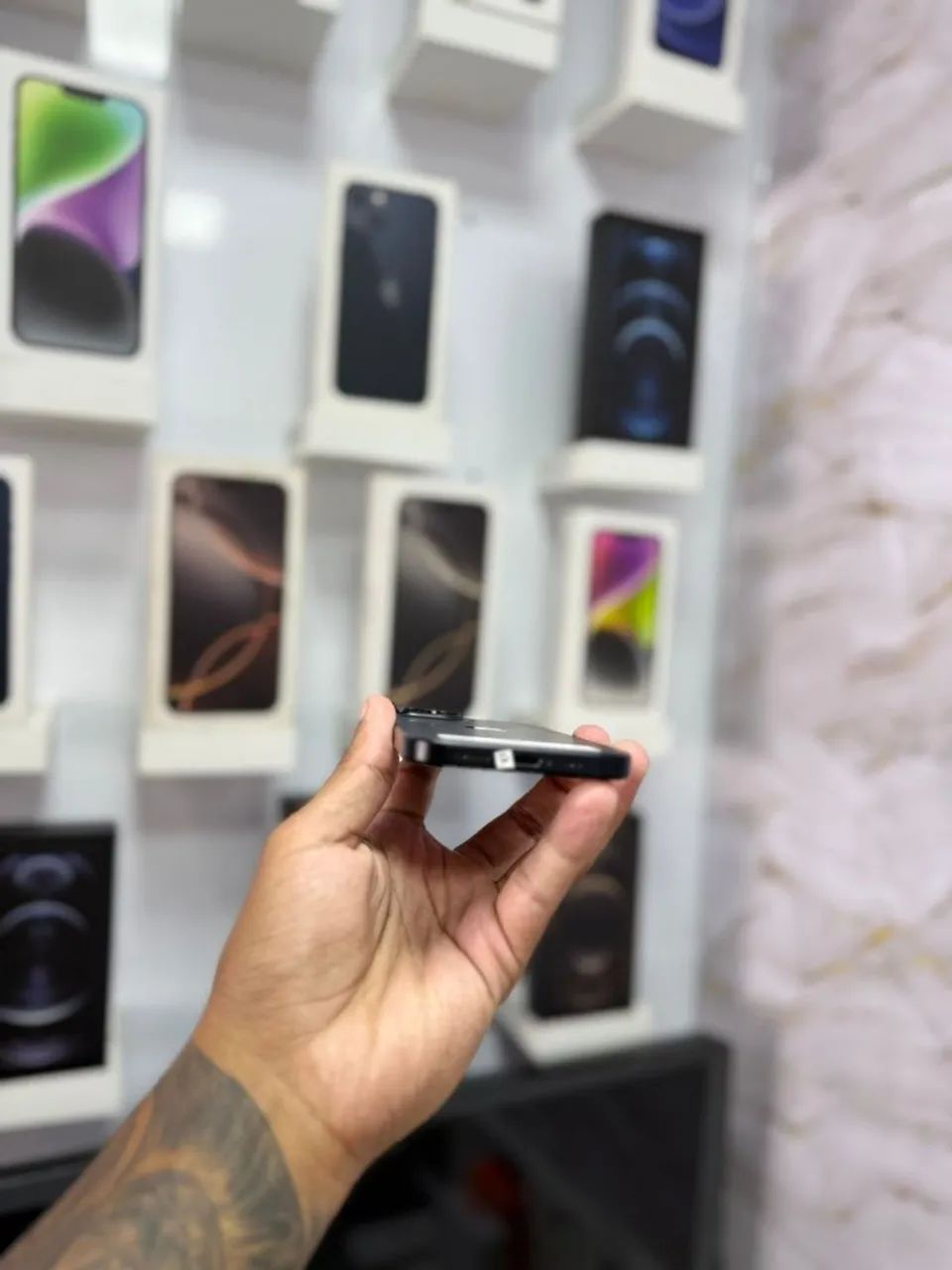 IPHONE 15 256GB <br>R$ 3.399,00 - Foto 3
