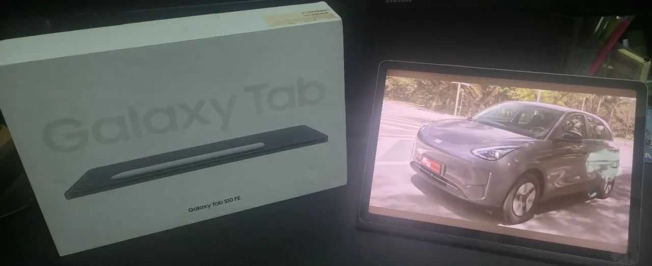Tablet Samsung S10 FE + Teclado sem fio + Caixa e todos os acessórios 