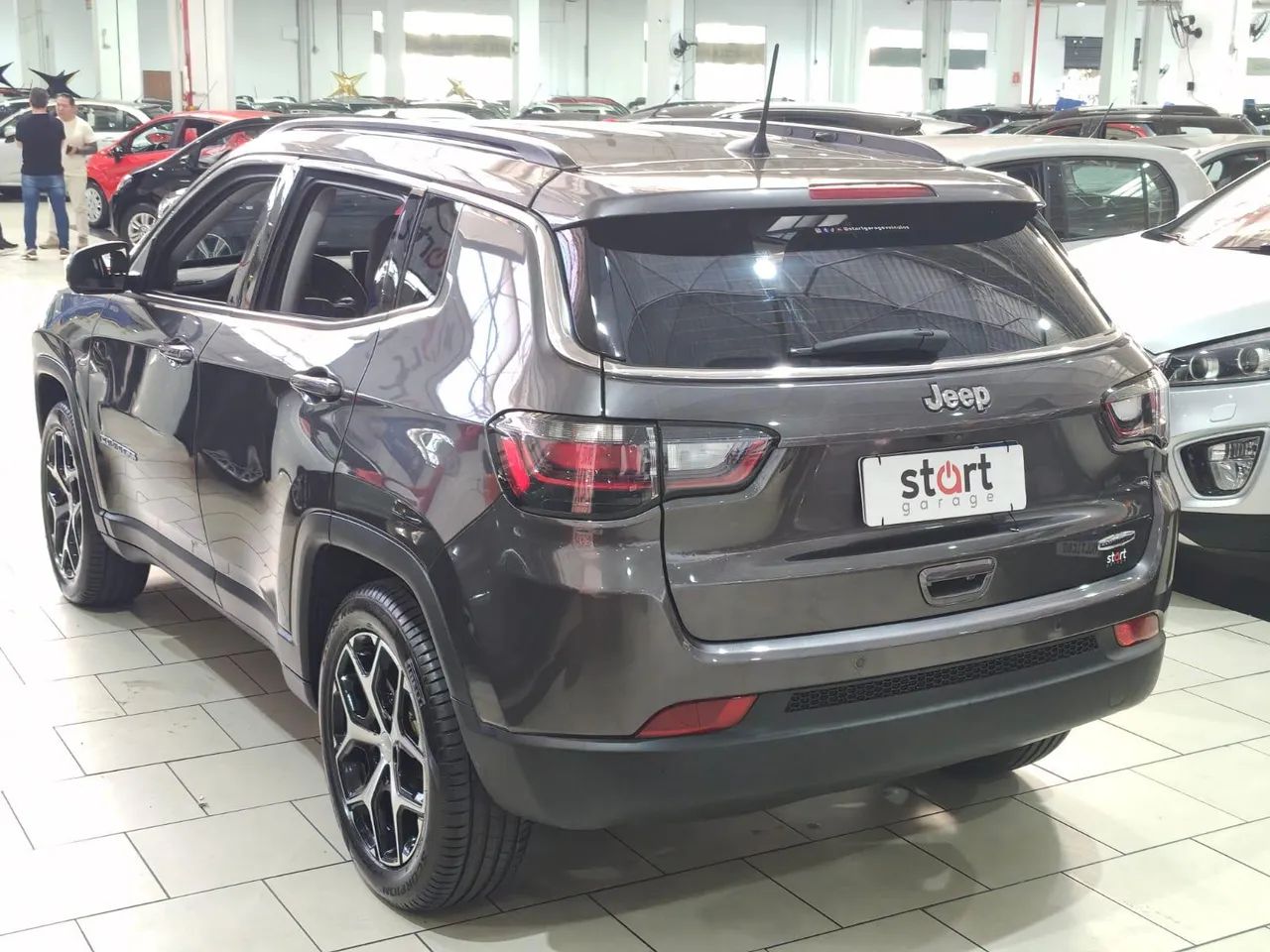 Jeep Compass Long. T270 1.3 TB 4X2 Flex AUT 2026 - Foto 12