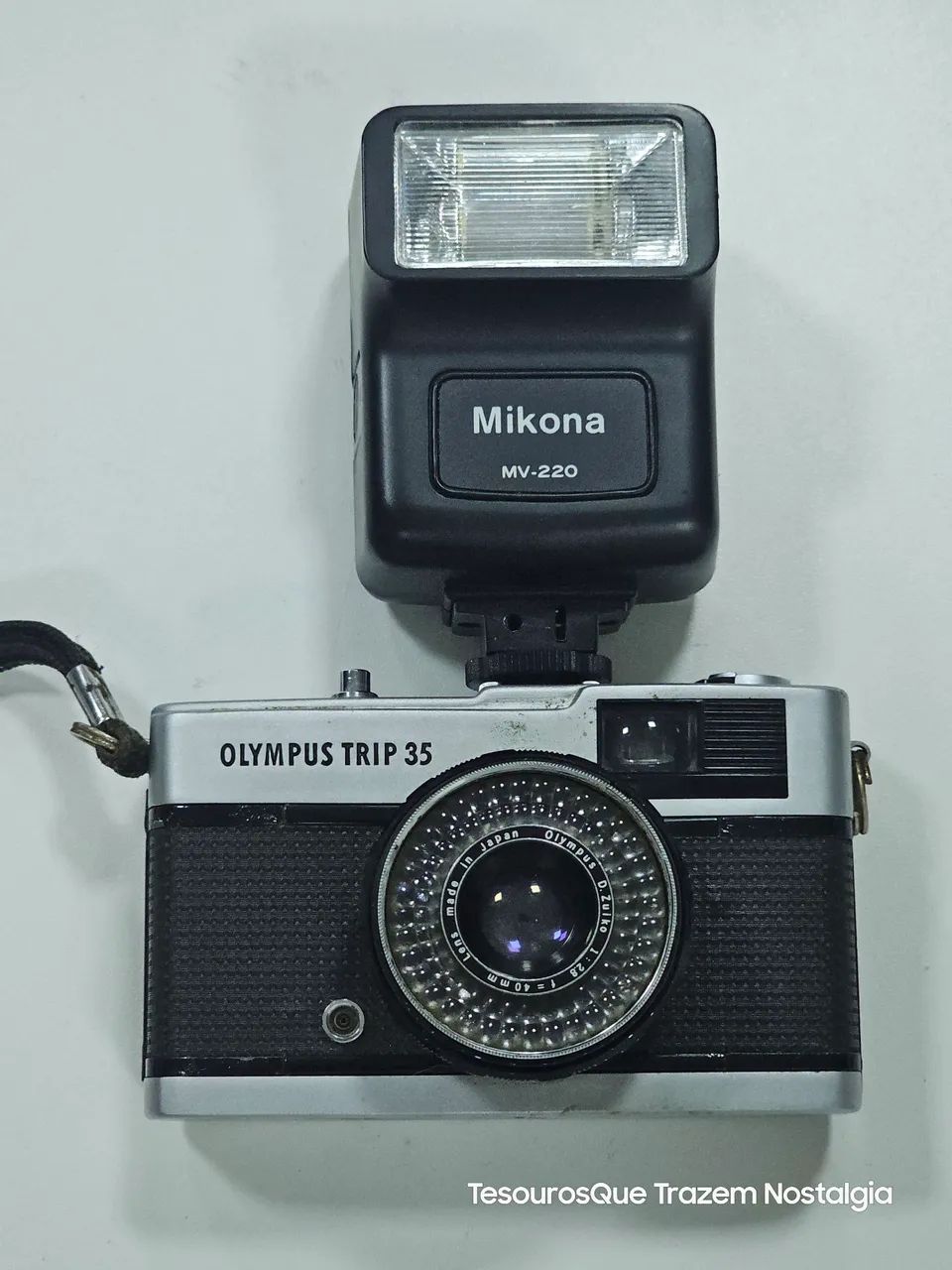 Câmera Máquina Fotográfica Olympus Trip 35 Com Flash - Câmeras e