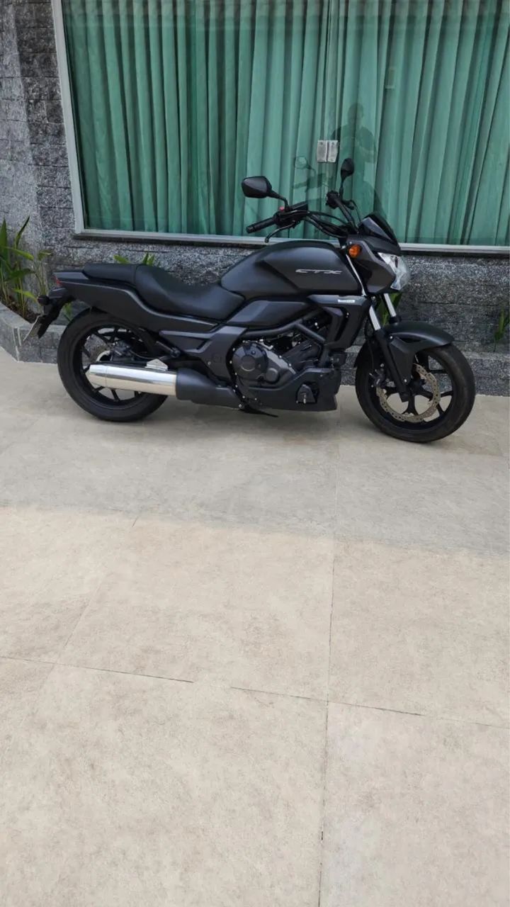Honda CTX 700  - Foto 3