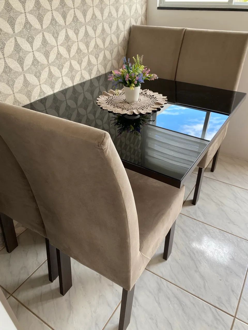 Mesa Jantar vidro +  4 Cadeiras Estofadas - Entrego  - Foto 3