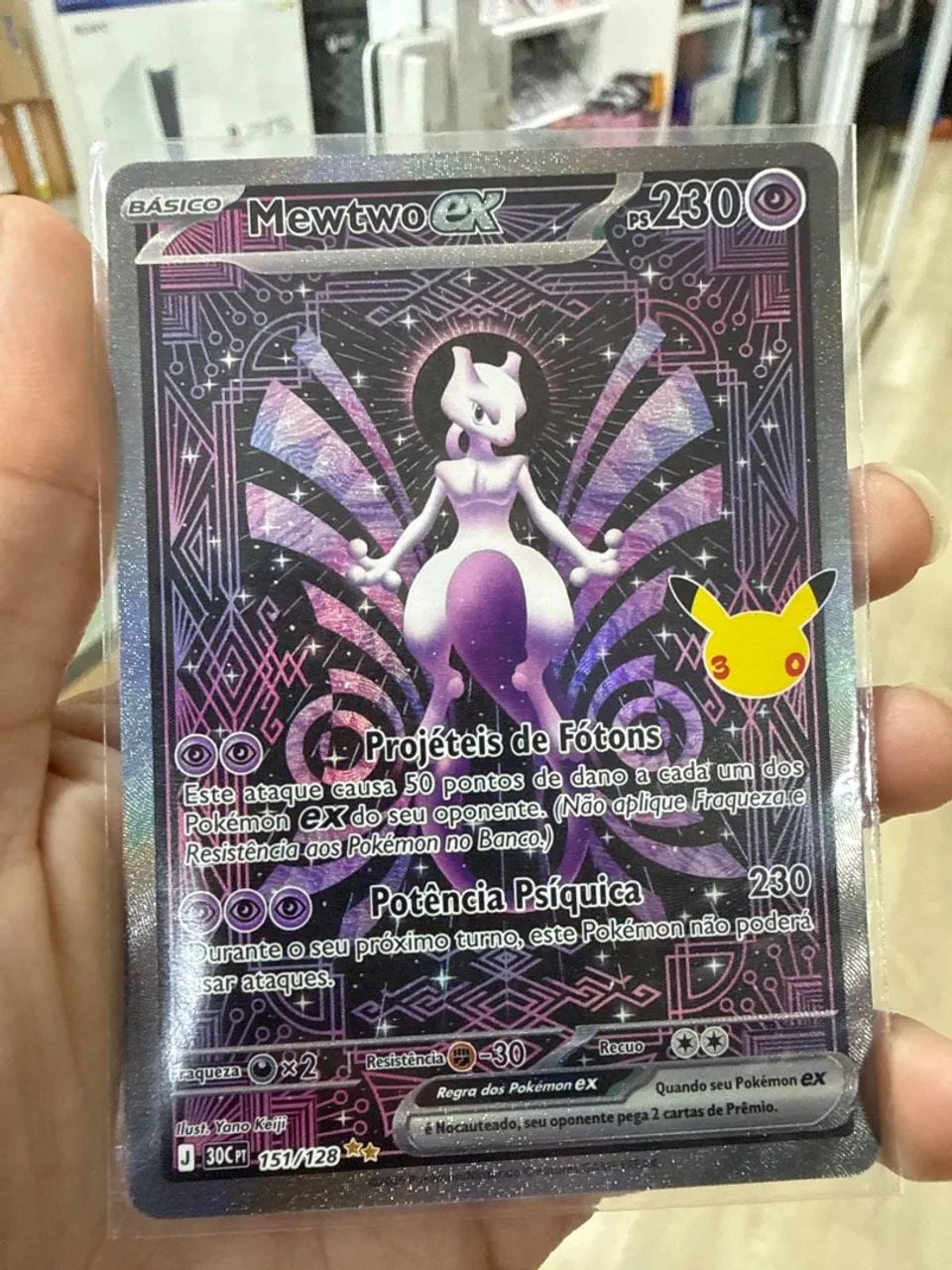 Mewtwo 151/128 coleção 30 anos 
