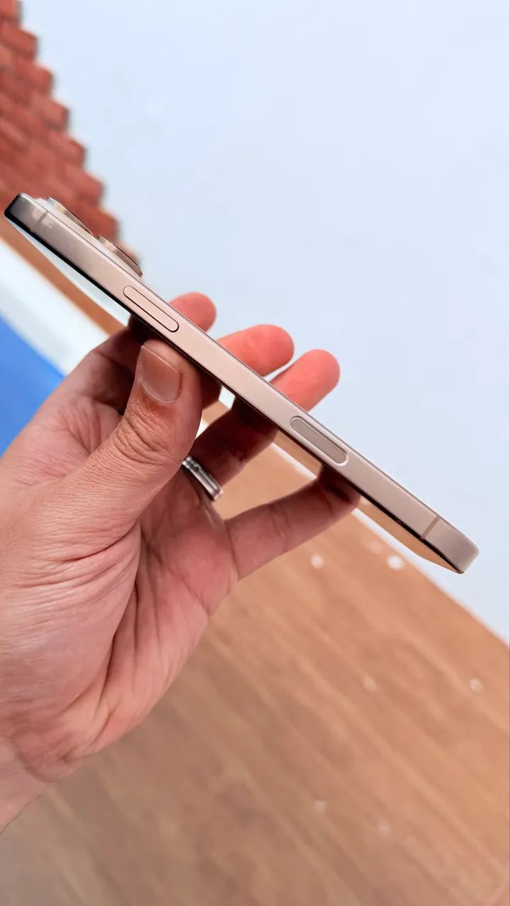iPhone 16 pro Max 256  - Foto 4