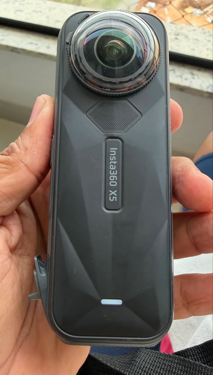 Câmera insta 360 X5 - Foto 2
