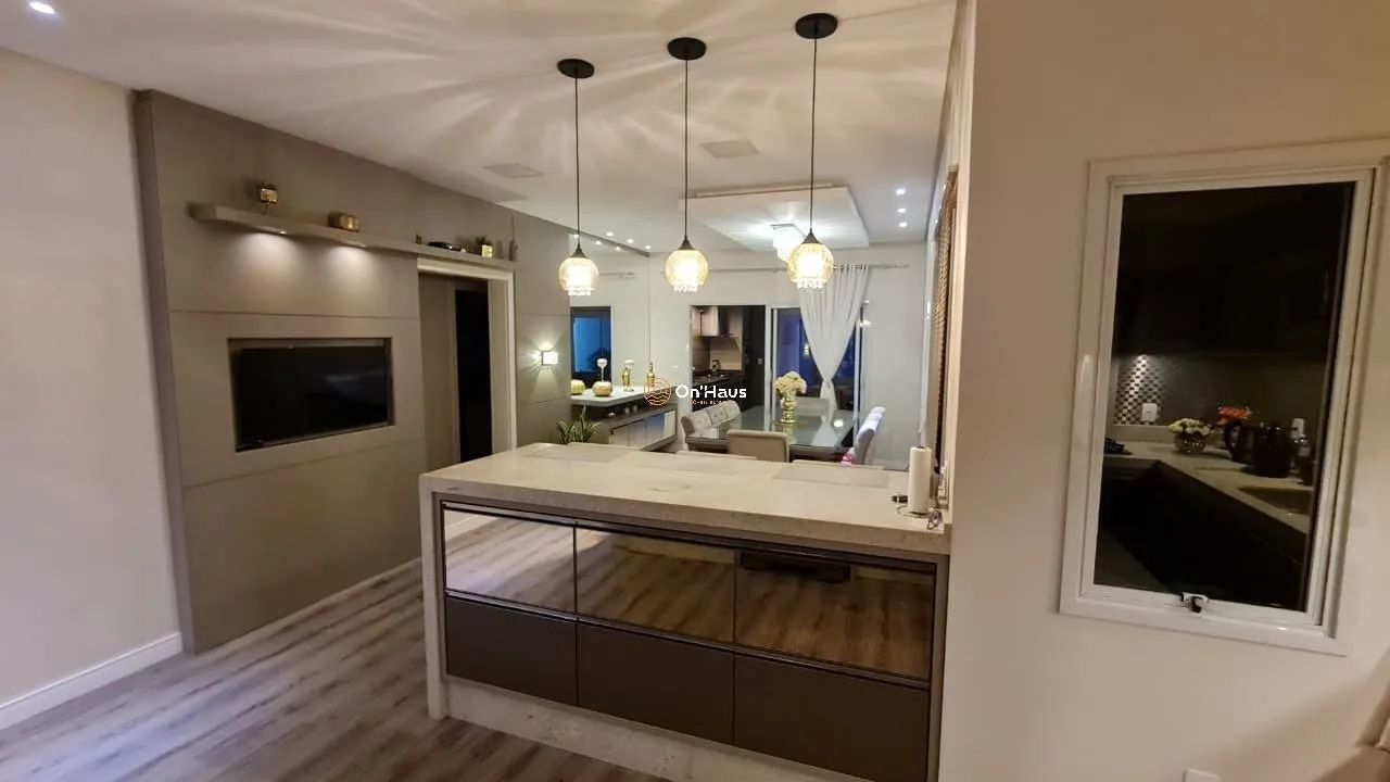 Casa à venda - 3 dormitórios - 1 suíte master com 196m2 - Carianos - Foto 5