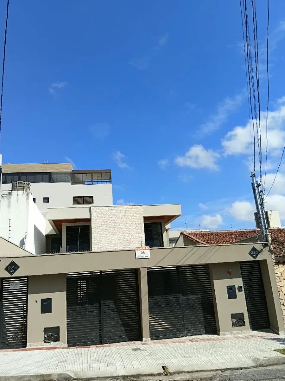 Linda Casa 4 quartos - Jaraguá