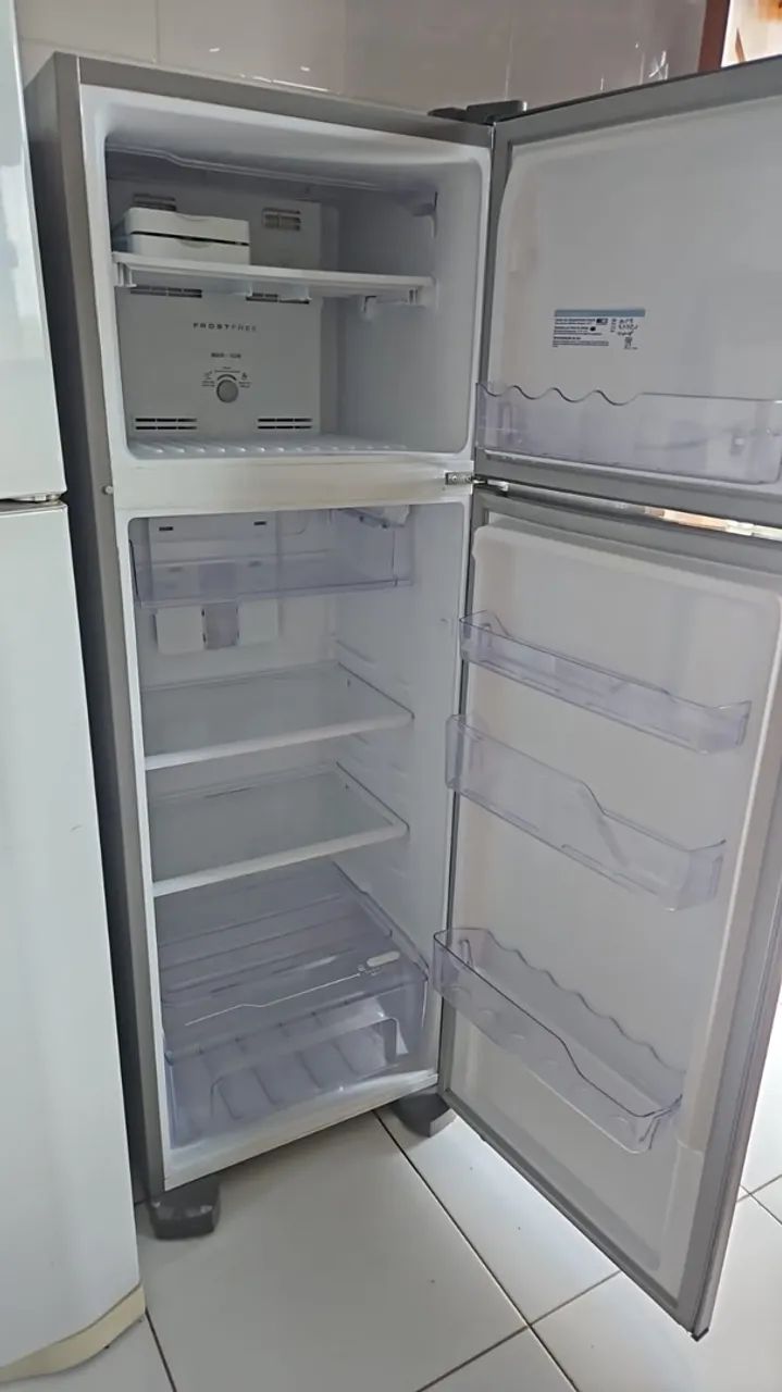 Geladeira Eletrolux 310L - Foto 2