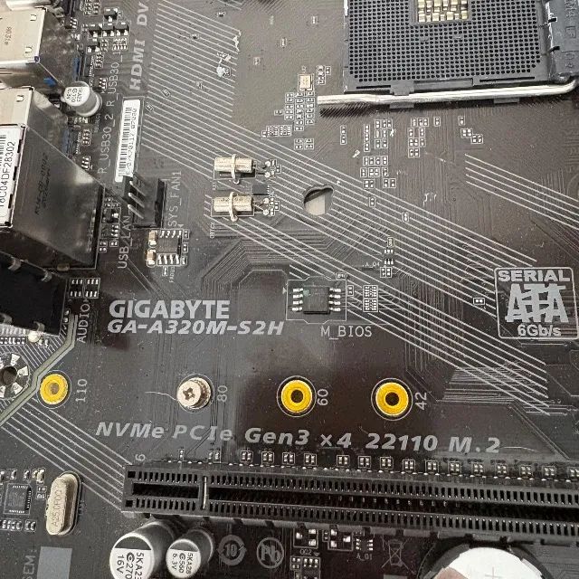 Placa Mãe Gigabyte GA-A320M-S2H - Foto 4