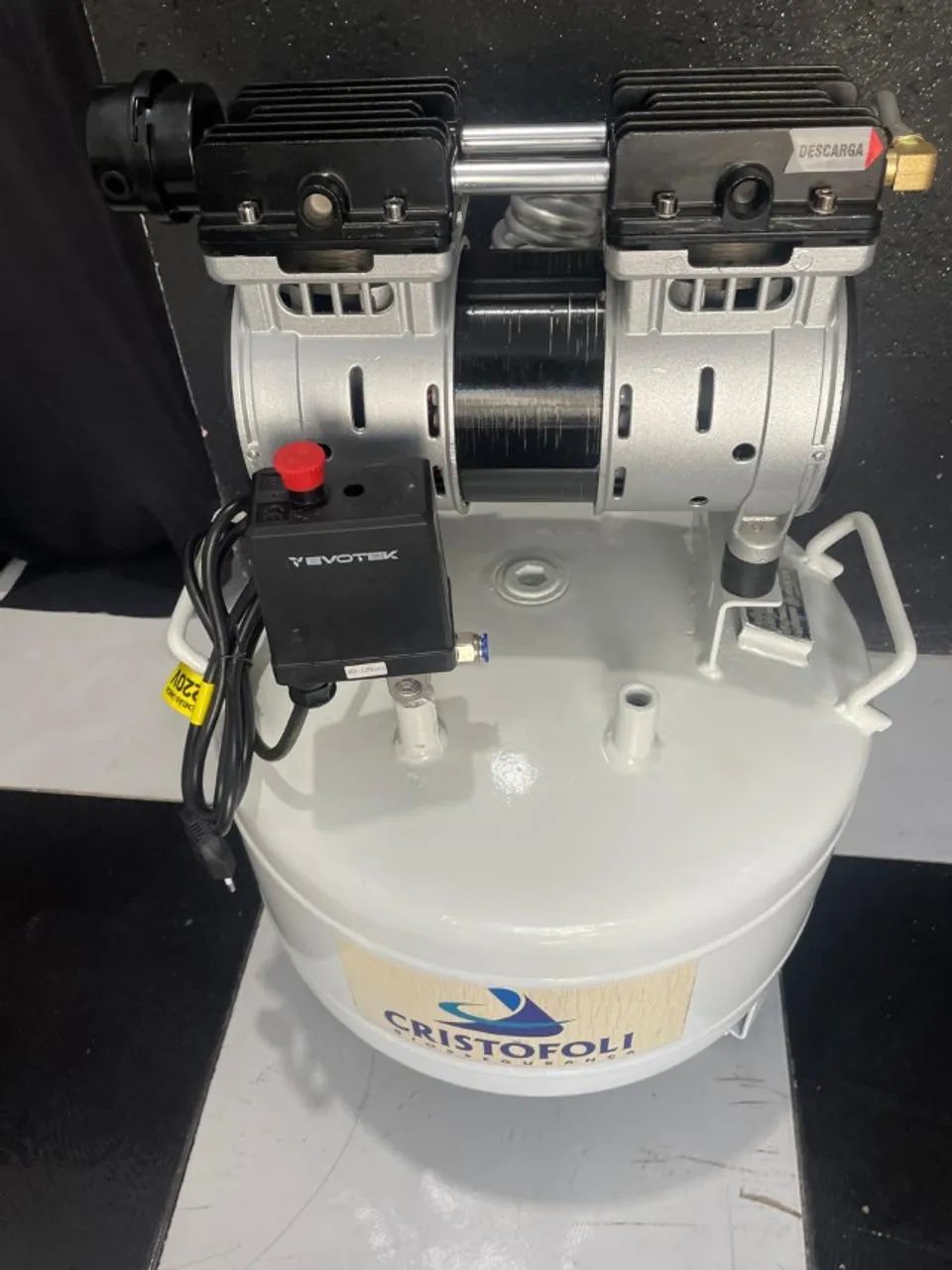 Compressor Odontológico 40 Litros -  Cristófoli