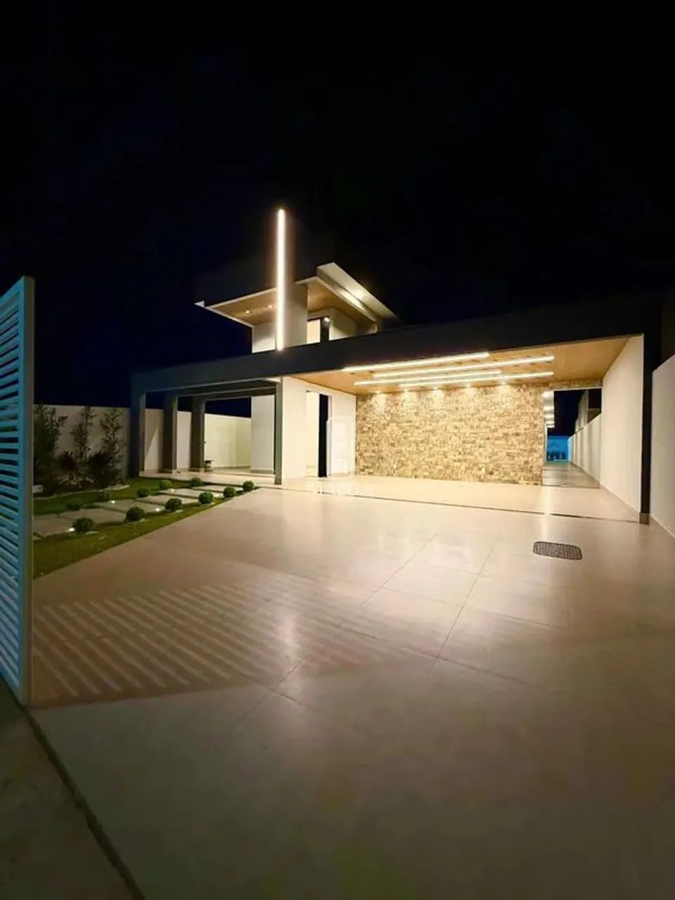 CASA EM ARNIQUEIRAS 