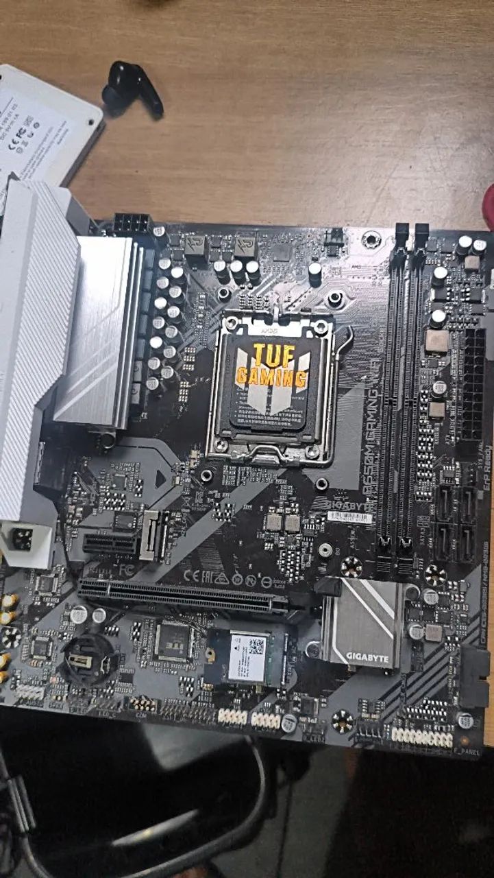 Placa mãe am5 b650m gigabyte 