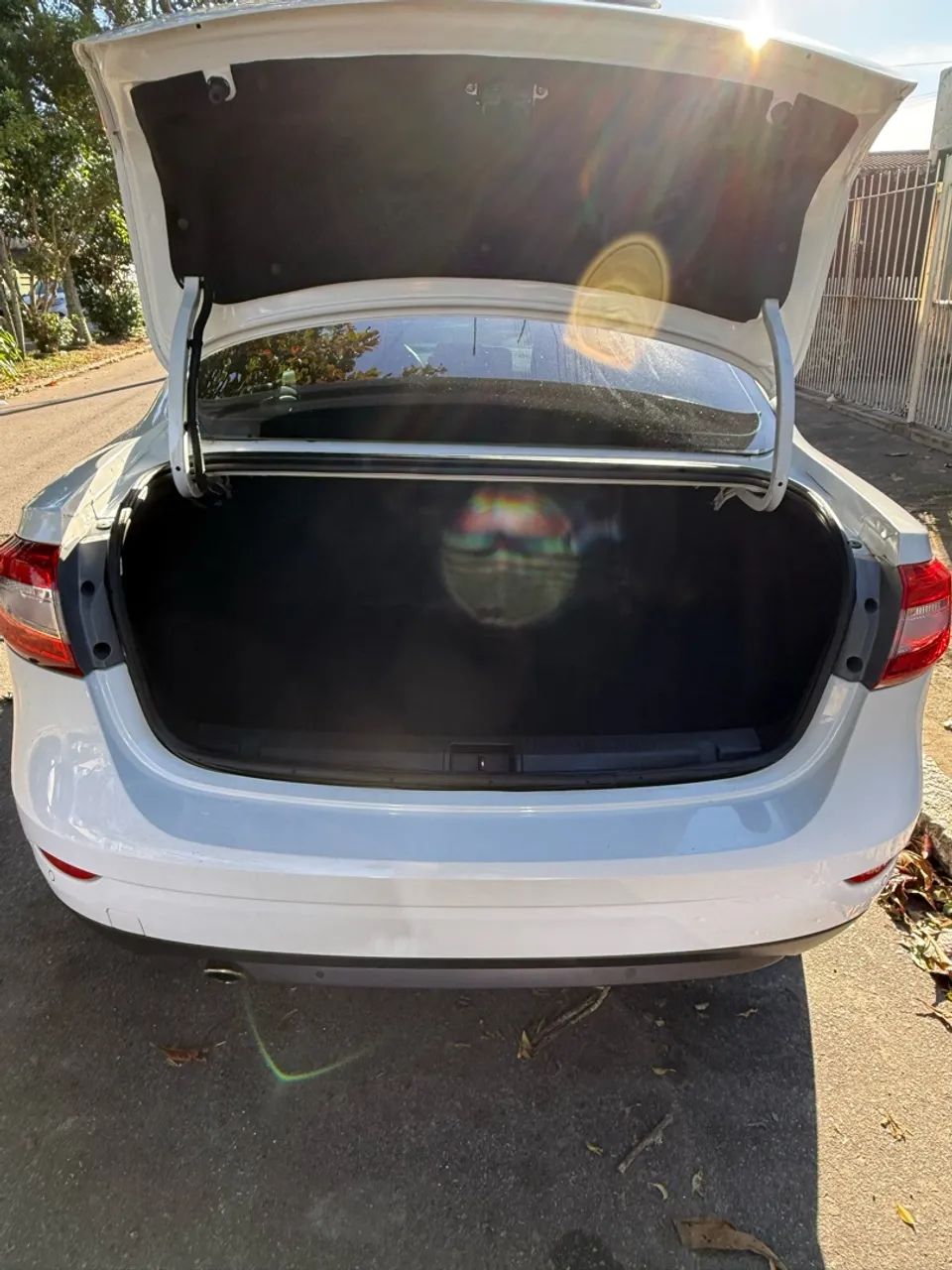 Renault Fluence Sed. Dyn. Plus 2.0 16V Flex Aut. 2018 - Foto 3