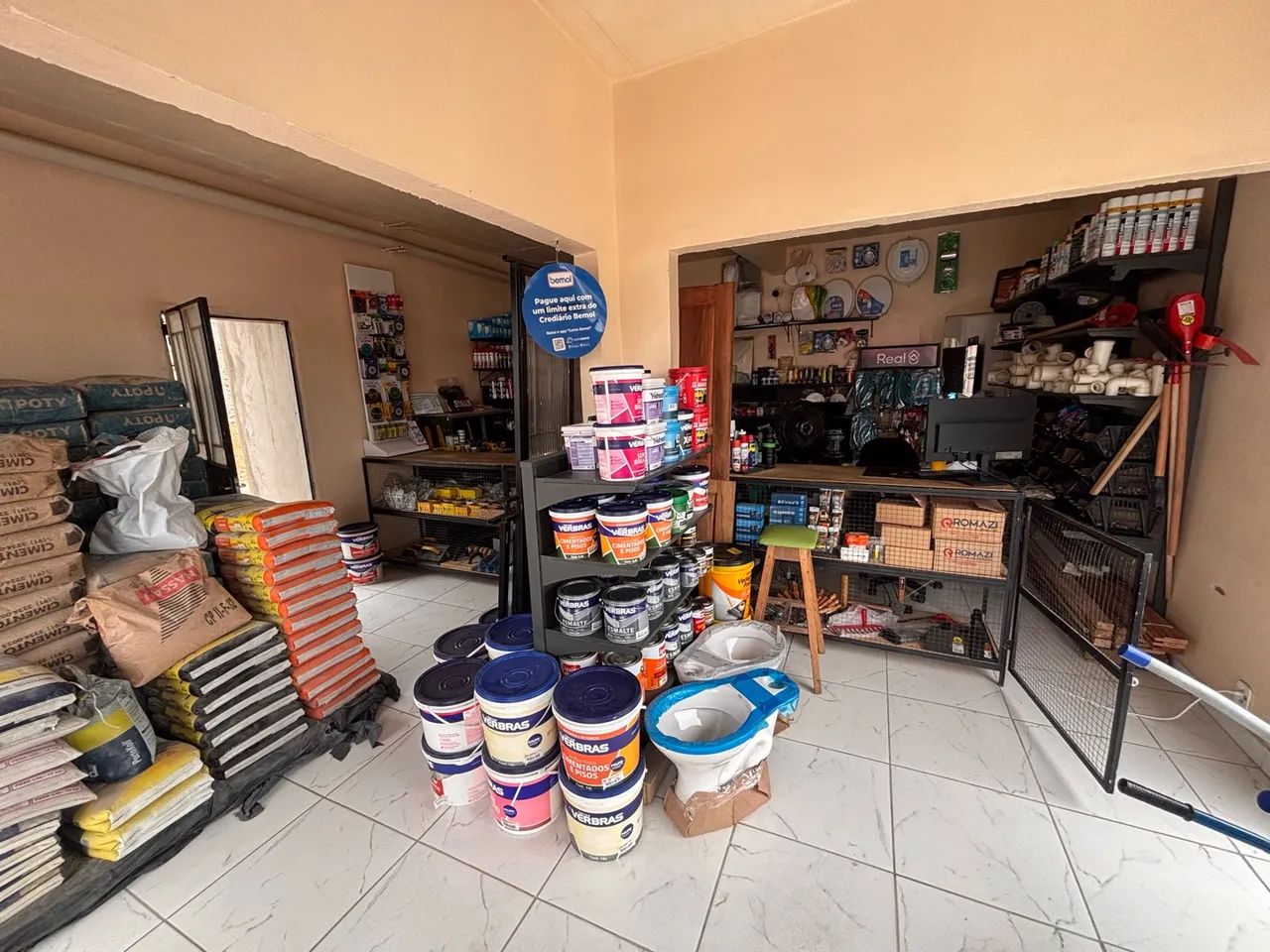Prédio com Loja de Material de Construção  - Foto 2