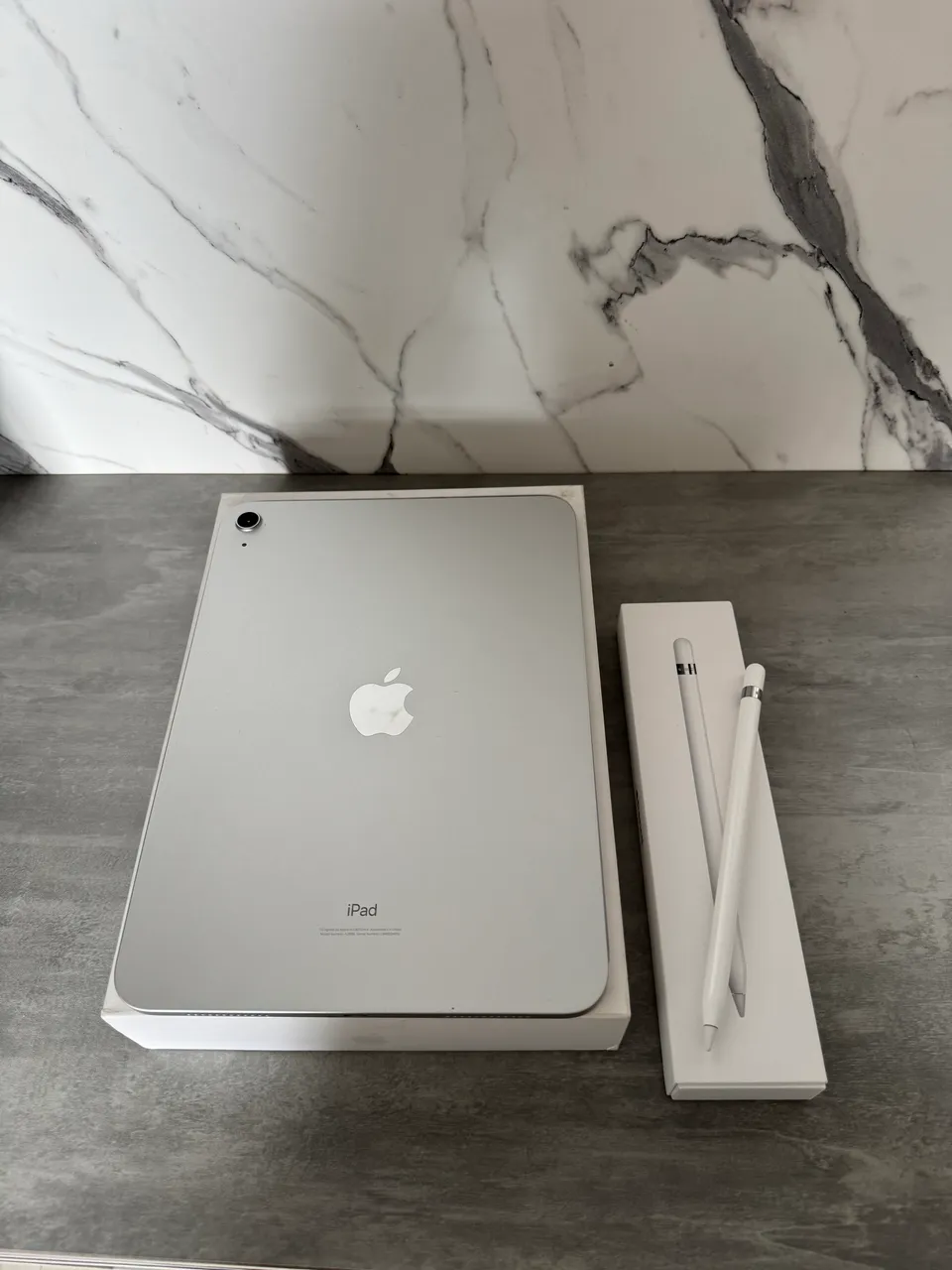 Apple iPad (10° Geração) 64GB - Tablets e E-Readers - Jardim Porto