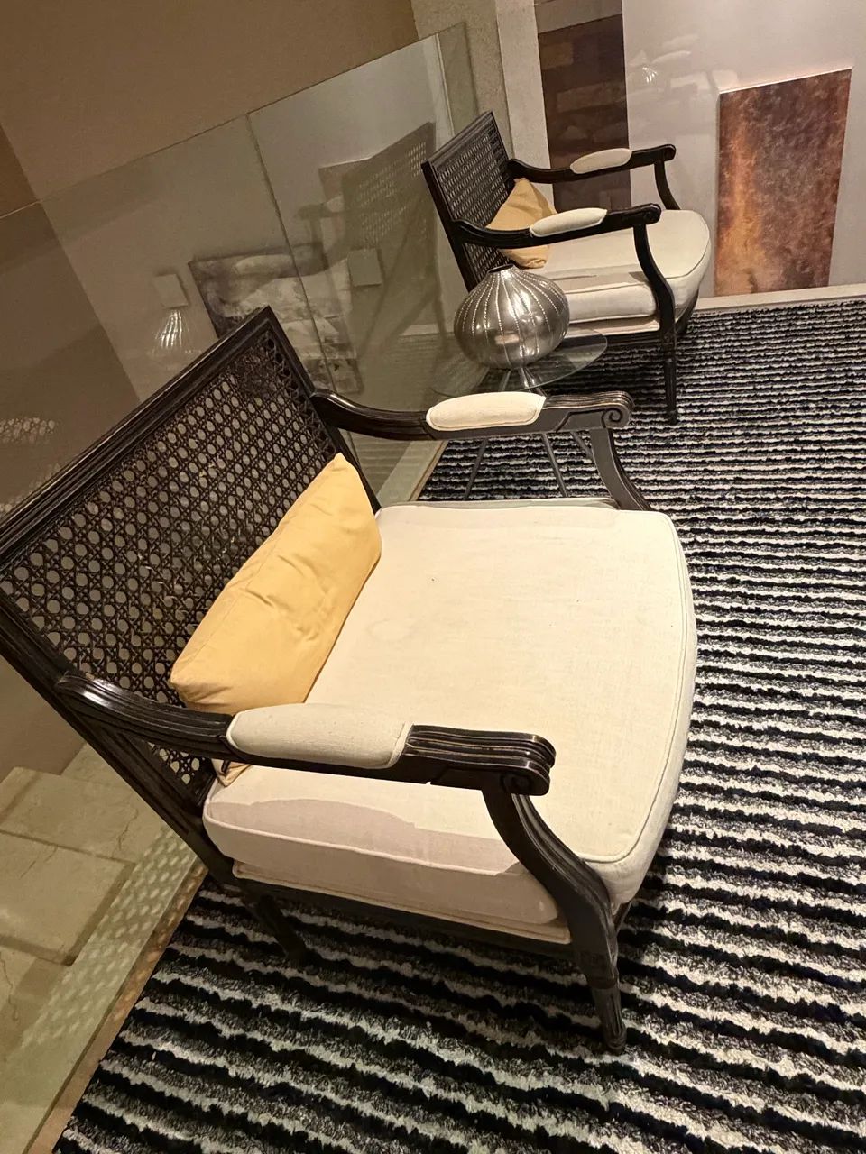 Conjunto Cadeiras Sierra linha exclusiva. 