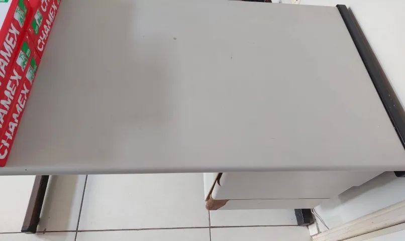 Vendo Mesa de Escritório - R$ 100,00 - Foto 2