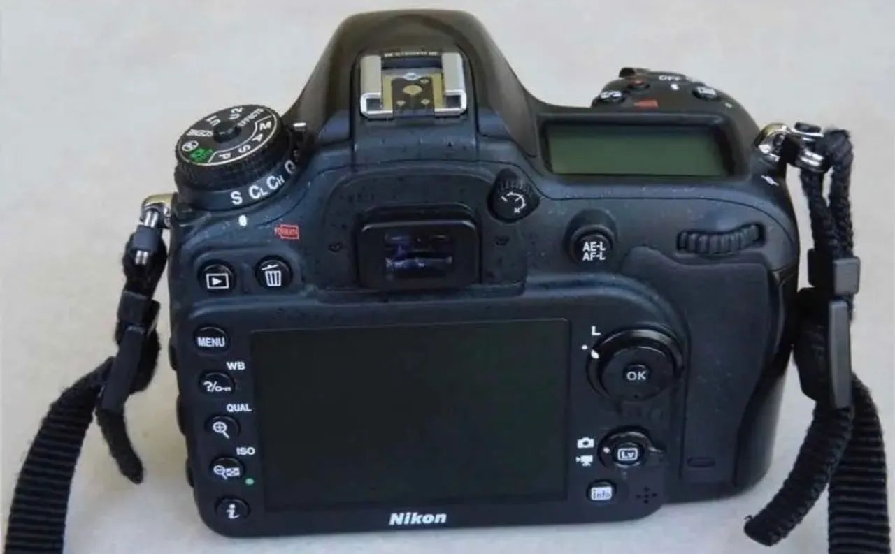 Câmera Nikon D7100  - Foto 2