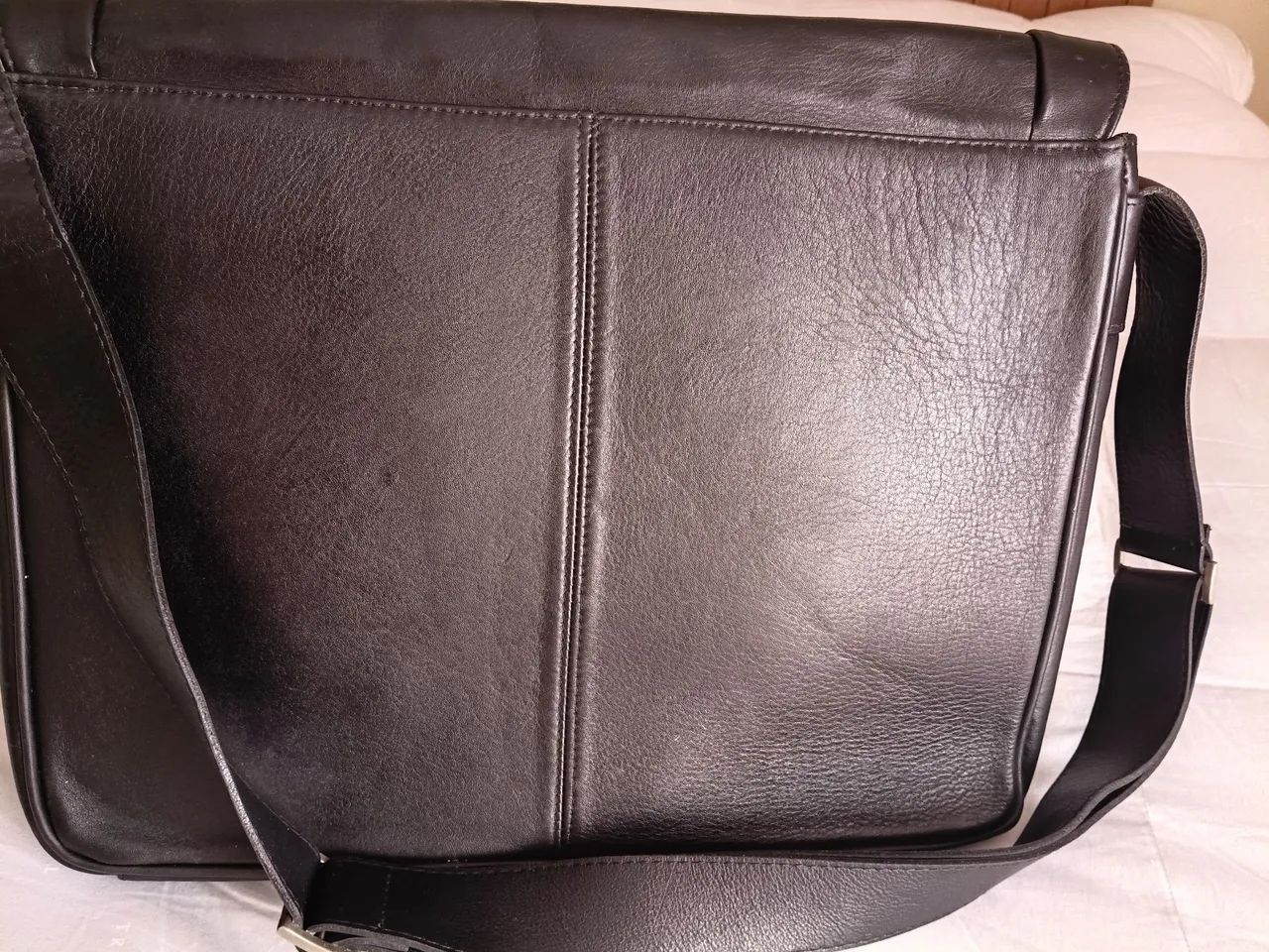 Bolsa executiva em couro . 