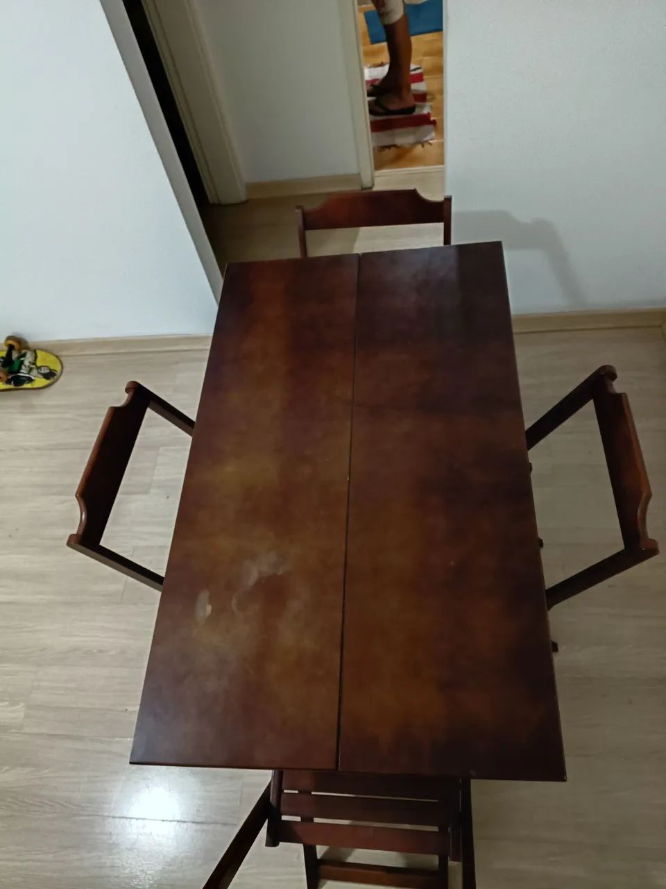 Conjunto de mesa e cadeiras de madeira  - Foto 3