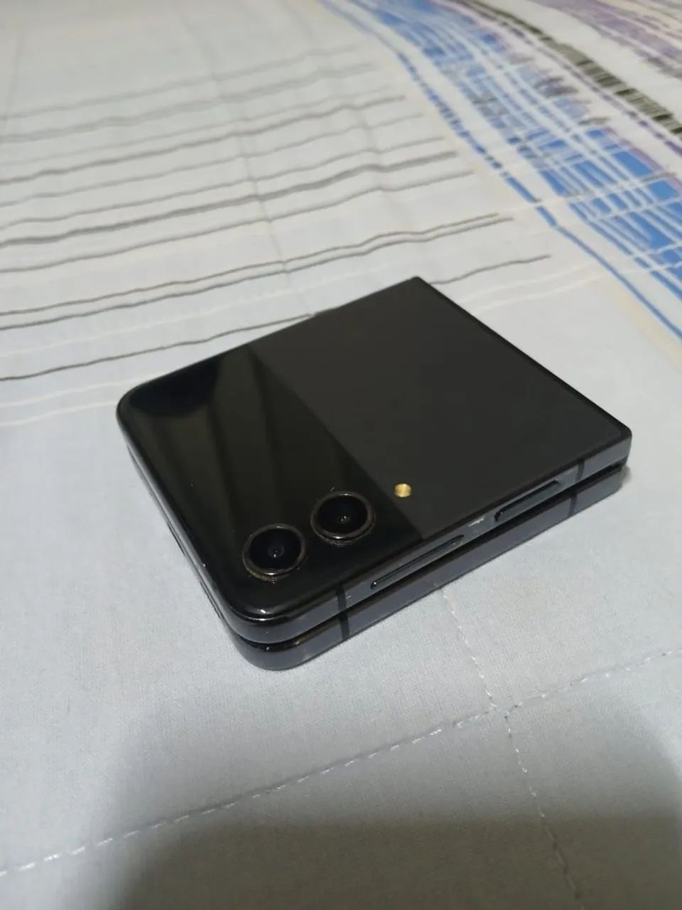 Samsung galaxy flip 4 - Foto 4