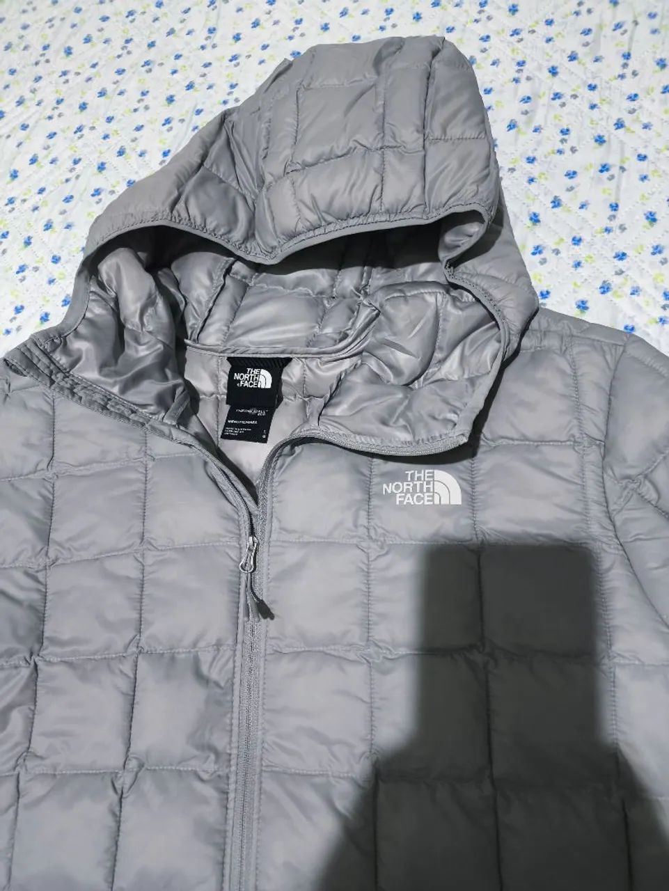 Jaqueta The North Face thermoball cinza! - Foto 2