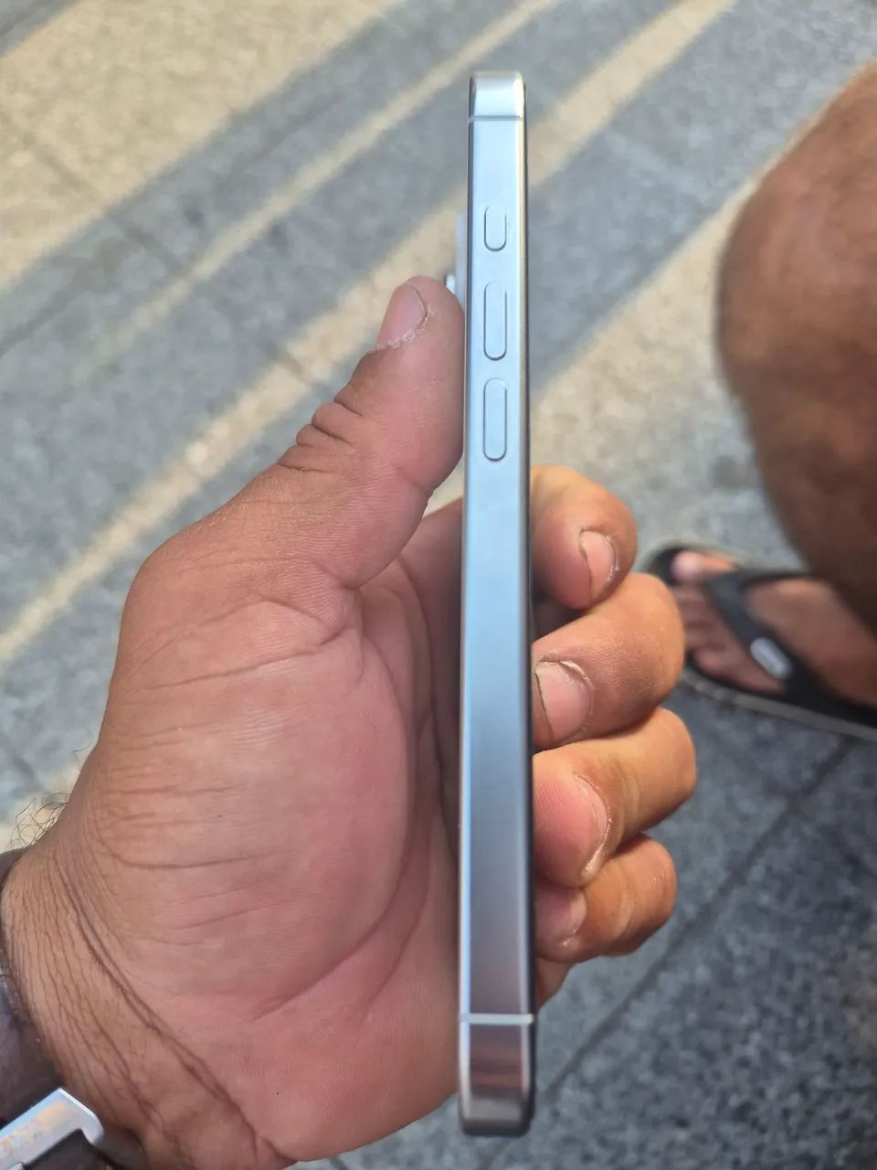 IPhone 16 pro 256gb - Foto 4
