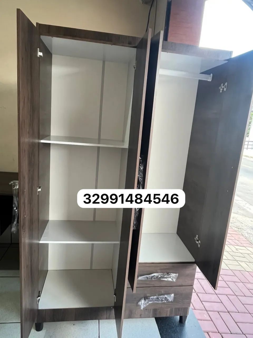Guarda-roupa de Solteiro 4 Portas e 2 Gavetas  - Foto 3
