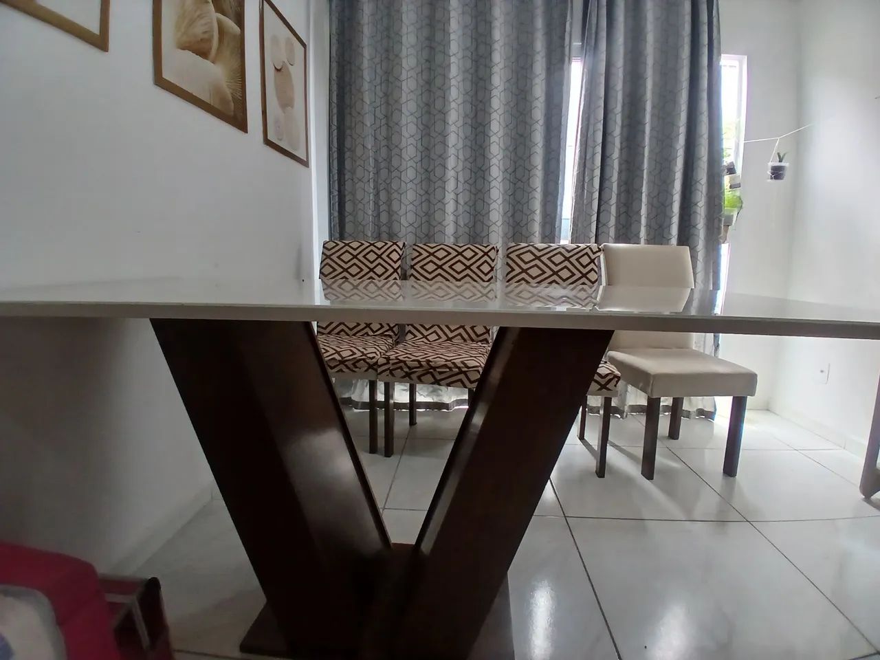 Mesa de jantar + 6 cadeiras (mando video dela no whatsapp) - Foto 4