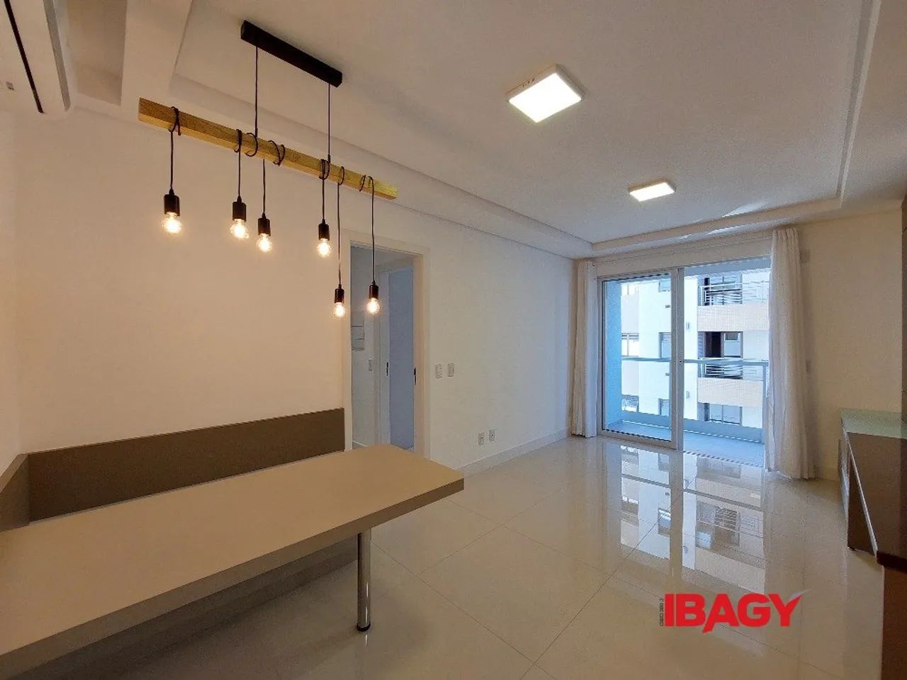 Excelente Apartamento 2 dormitório(s) em Centro - Florianópolis - Foto 3