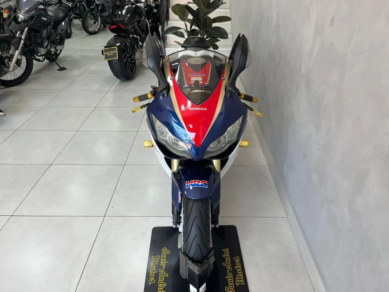 Honda CBR 1000 RR Fireblade - Foto 4