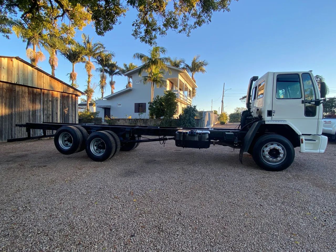 Cargo 1622 - Foto 2