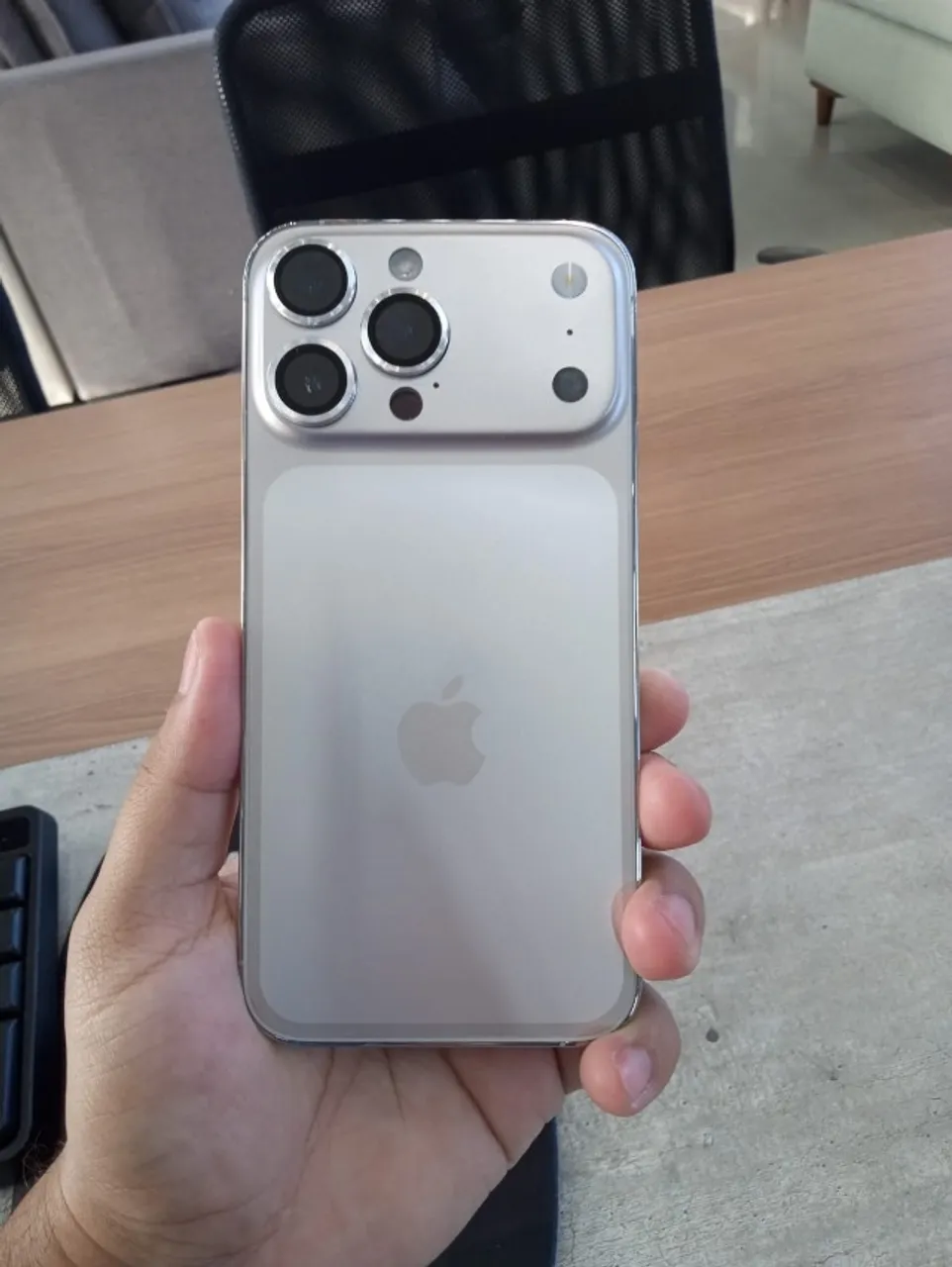 iPhone 14 Pro Max - 256GB Branco - Celulares e Smartphones