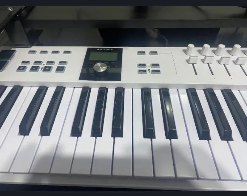 Teclado controlador Arturia MK3 61 