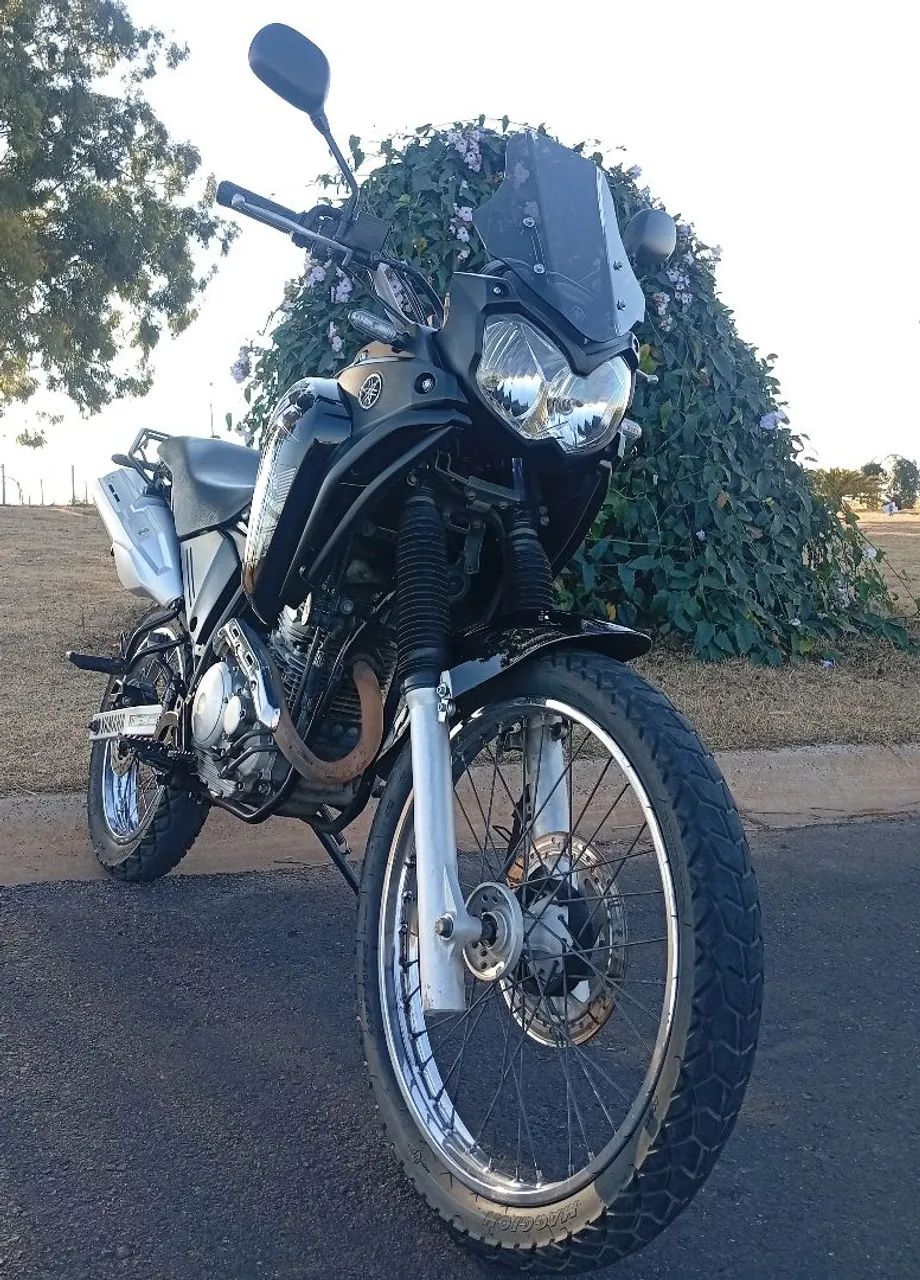 Ténéré 250 - Foto 2