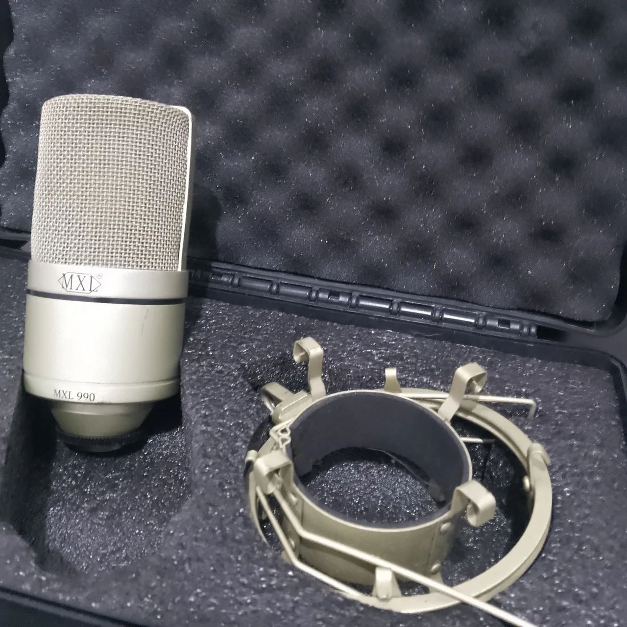 Microfone profissional Mxl 990 Xlr 