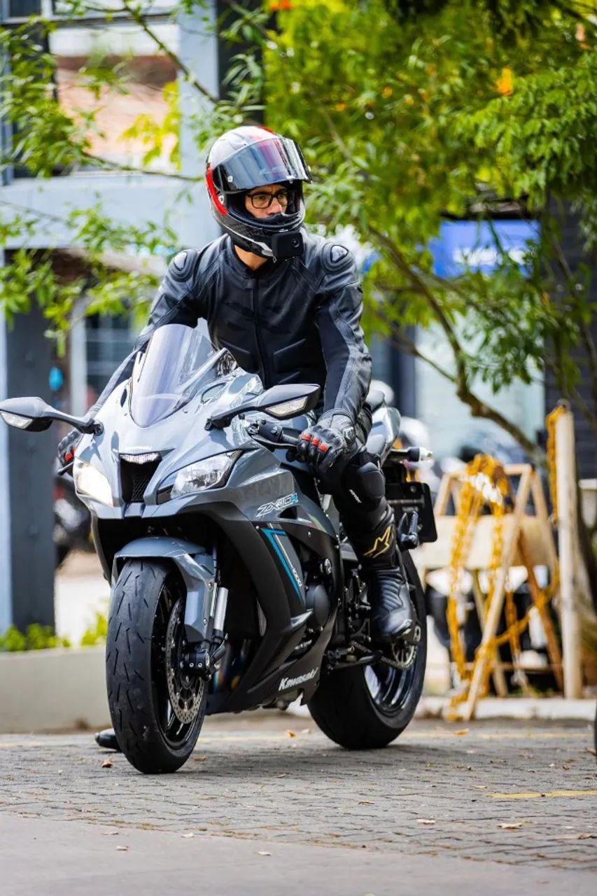 Kawasaki zx10  - Foto 4