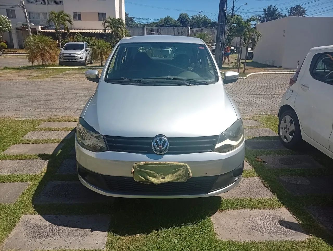 Volkswagen Fox Fox 1.6 Mi Total Flex 8V 5p 2014