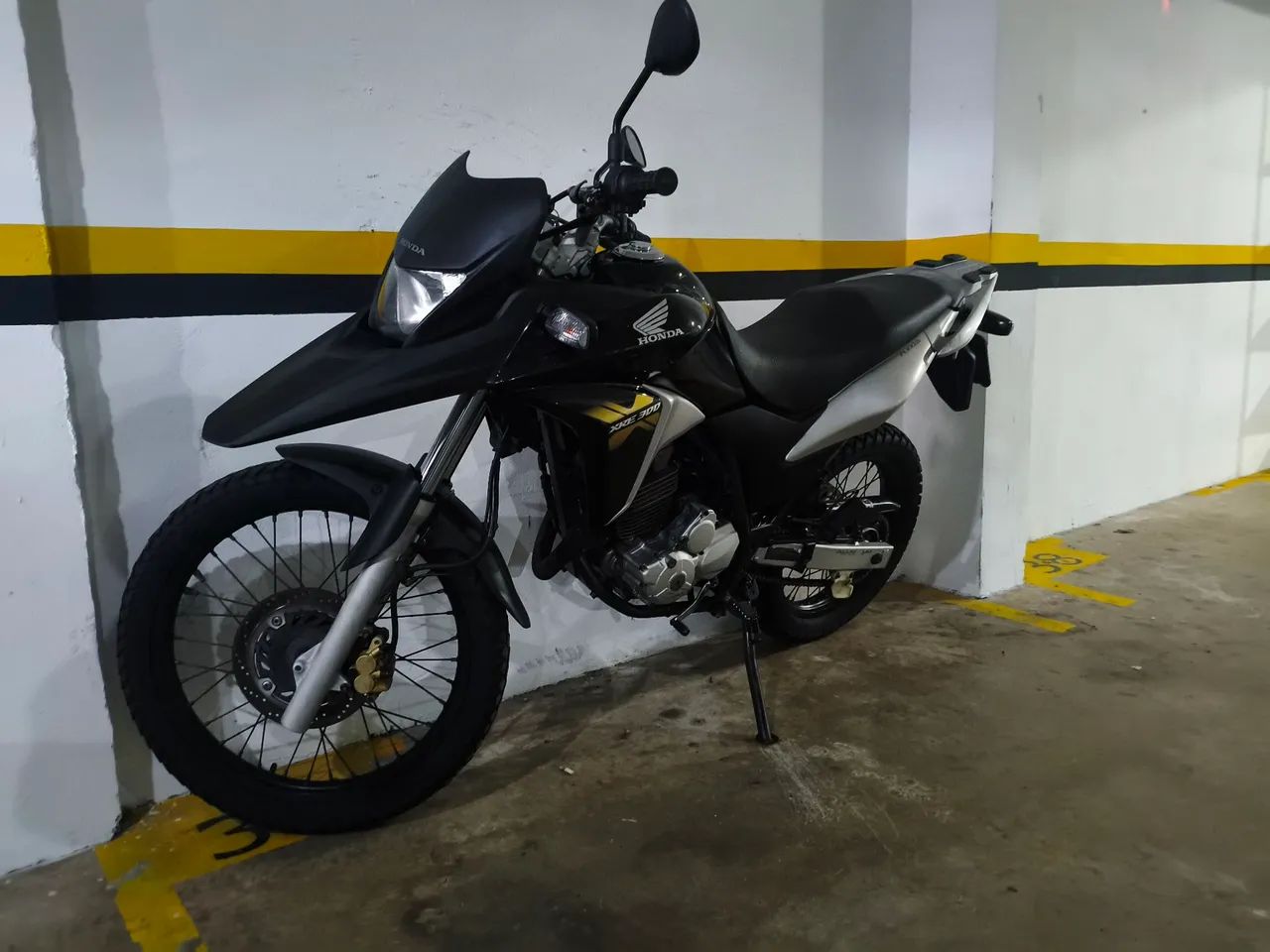 XRE 300 2014