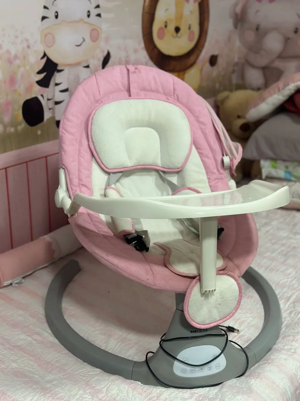 Cadeirinha infantil giratória  - Foto 4