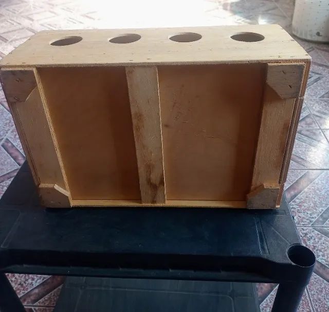 Caixa de transporte de madeira para cães e ou gatos - Foto 5