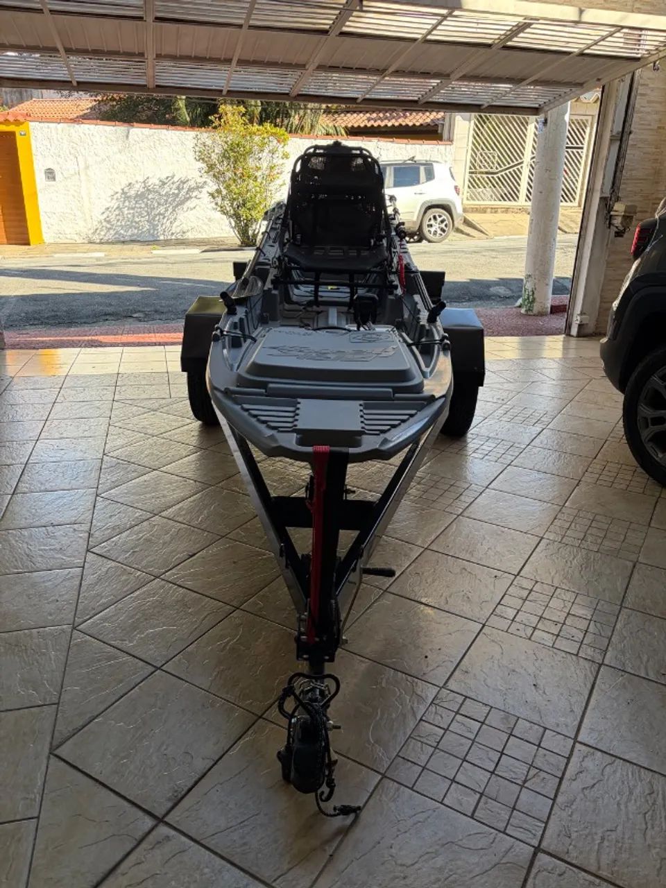 Caiaque Ark 1290, Motor MERCURY 5HP e Carreta - Foto 4