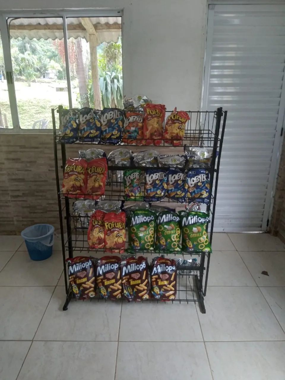 Expositor Vertical de Autoatendimento - Foto 5