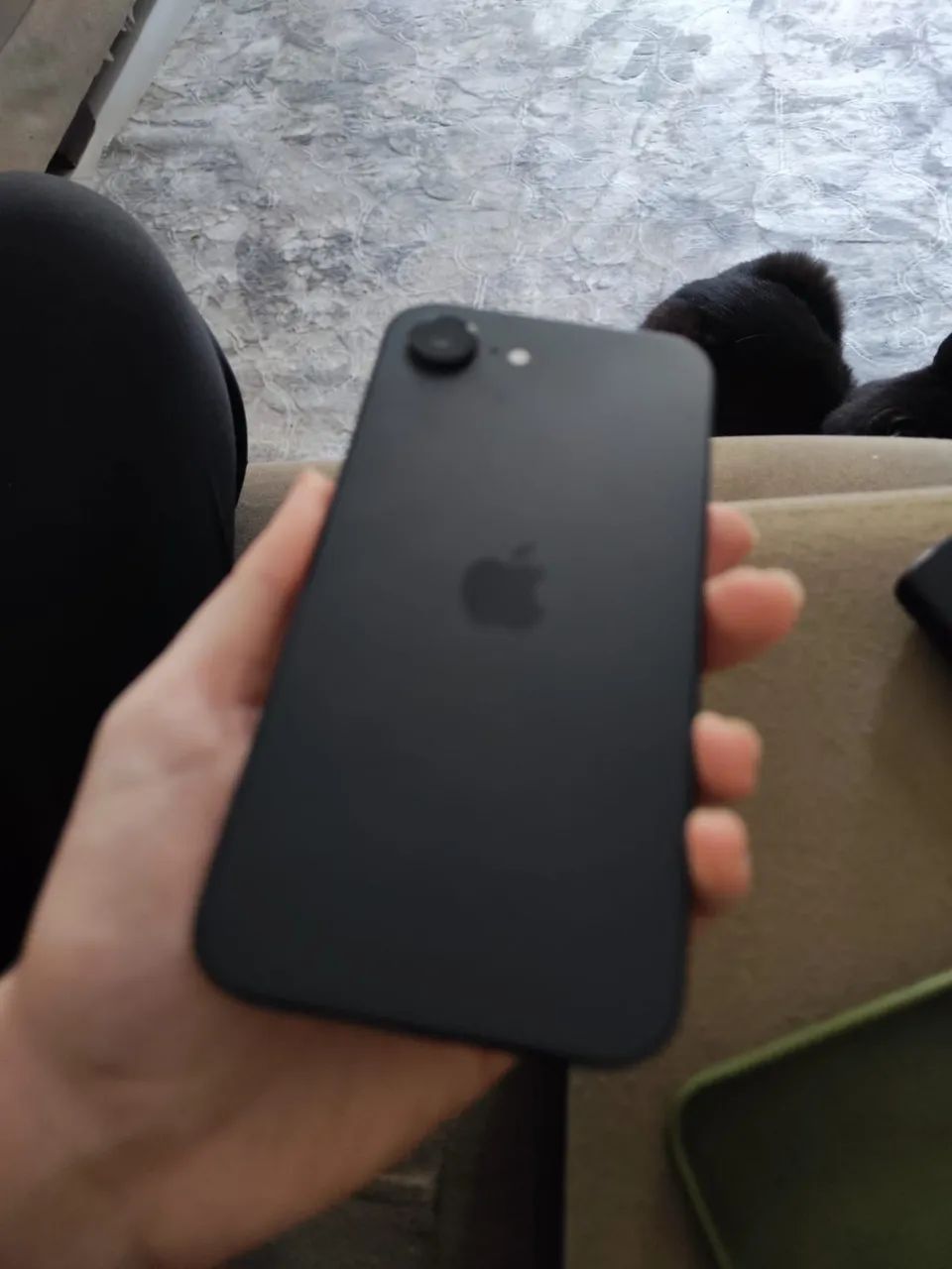 IPHONE 16e 128gb  - Foto 3