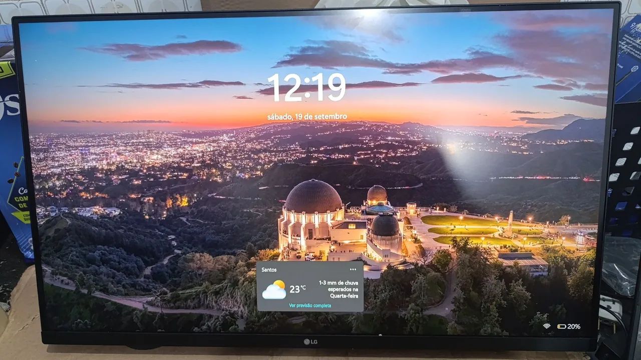 Monitor LG 32 4K UHD 