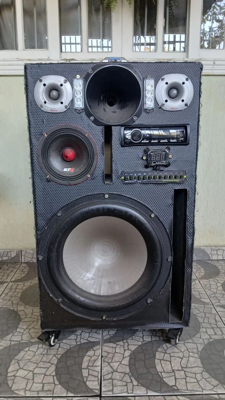 Caixa de som Bluetooth 