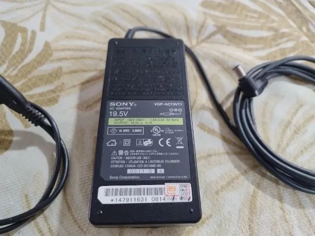Carregador Original Sony 19.5V - Modelo VGP-AC19V11