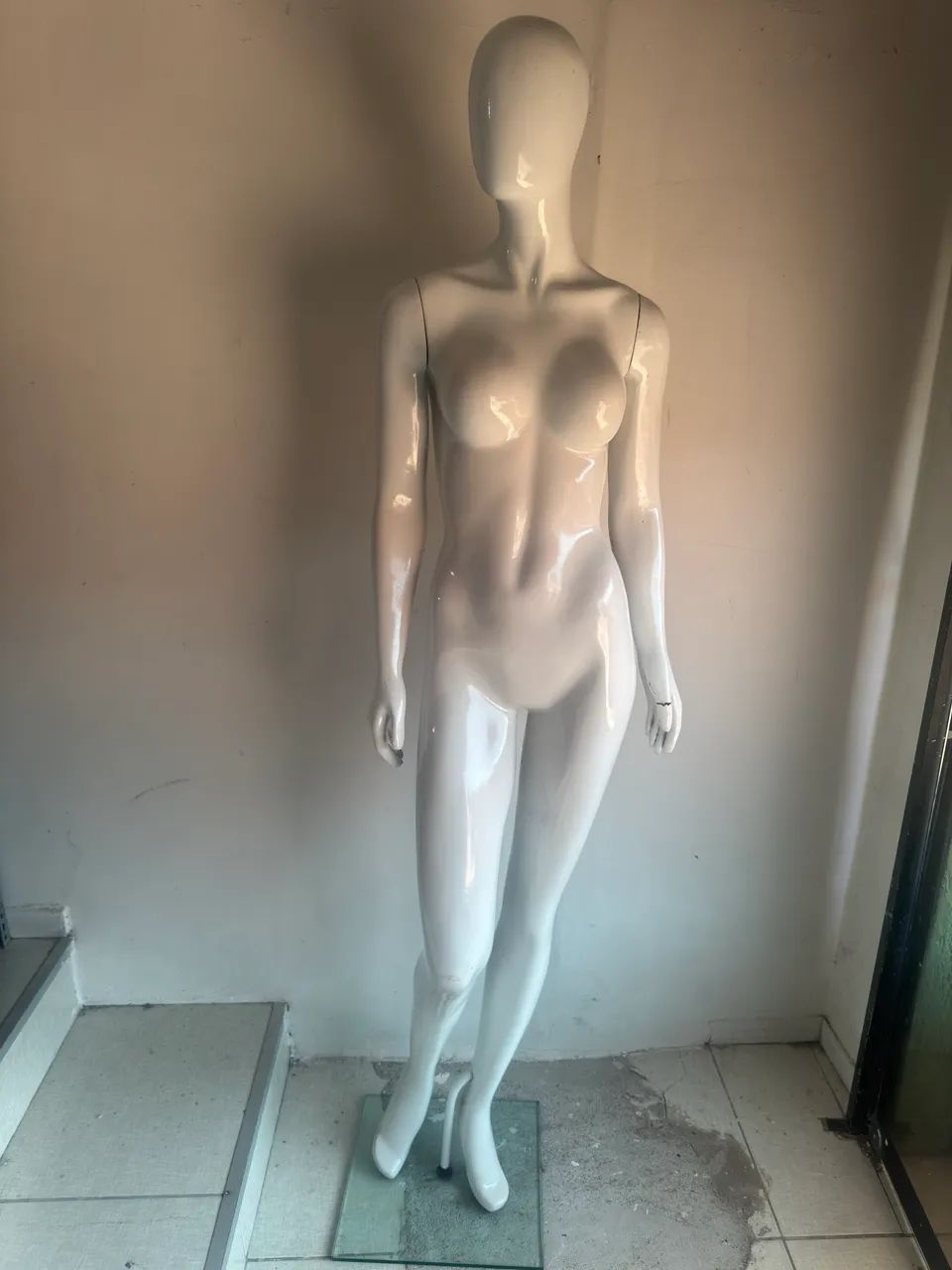 Manequim feminino veste 38 ao 42 - Foto 2