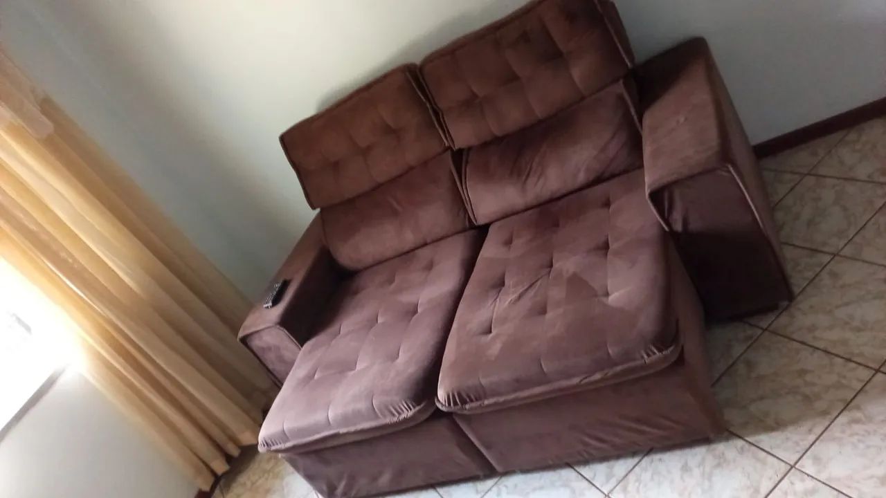 Sofá retrátil 