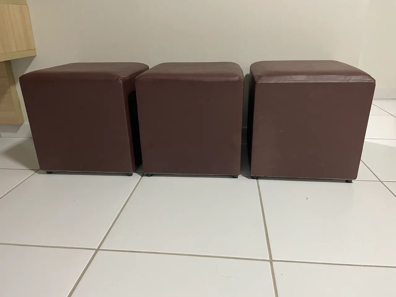 Banqueta marrom